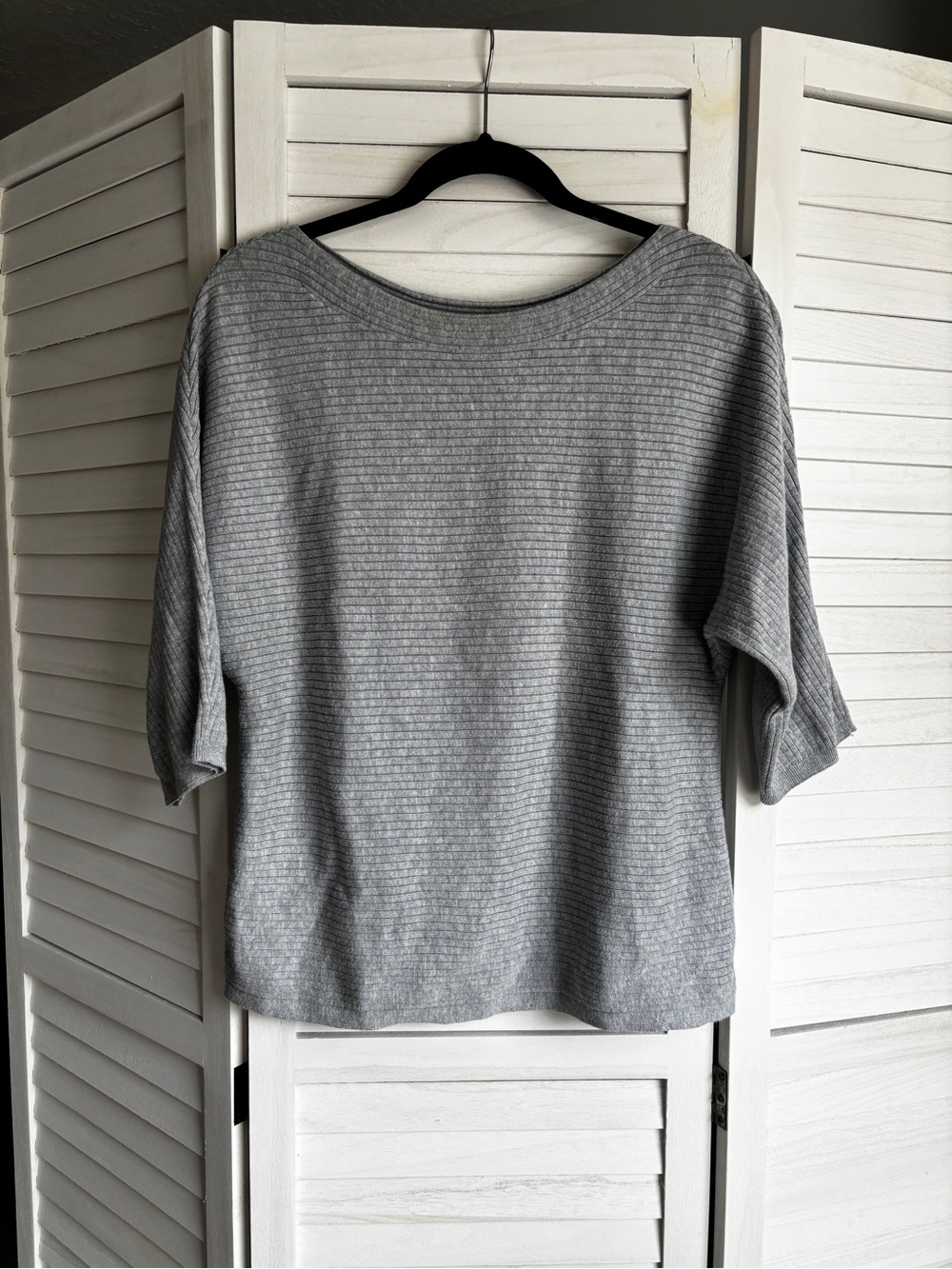 Soma Gray Ribbed Scoop-Neck Sweater